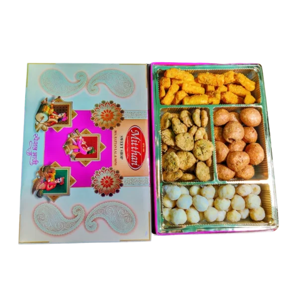 Long Mitthan Bhaji Box (4 Items) 290 Rs