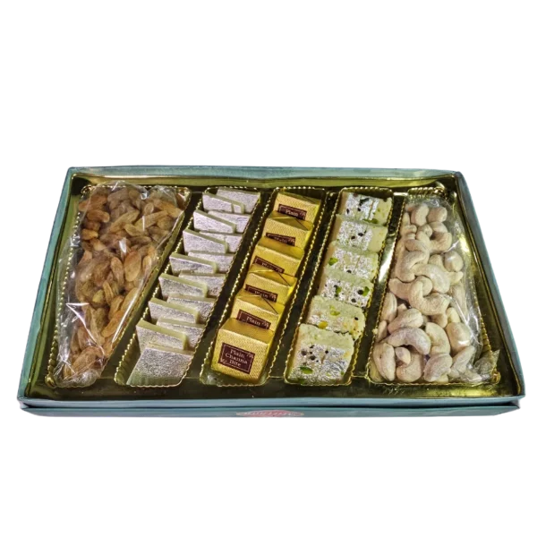 Mitthan premium mix box | Shagun Box | Sweets Gift Pack